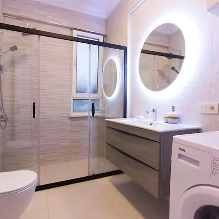 Spacious Exquisite 5br With Private Pool Ayvalı
