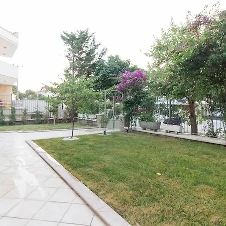 Spacious Exquisite 5br With Private Pool Вилла Айвалык