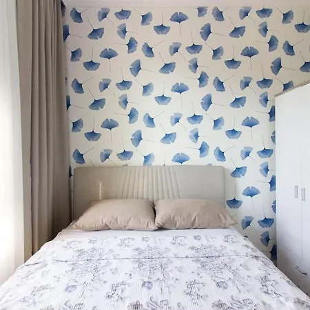 Spacious Exquisite 5br With Private Pool