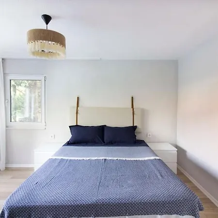 Spacious Exquisite 5br With Private Pool *