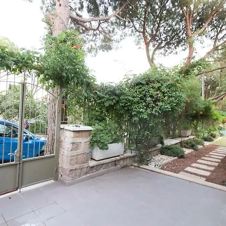 Villa Spacious Exquisite 5br With Private Pool