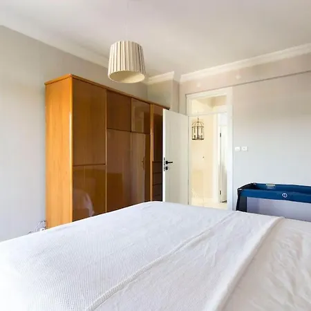 Villa Spacious Exquisite 5br With Private Pool Ayvalı